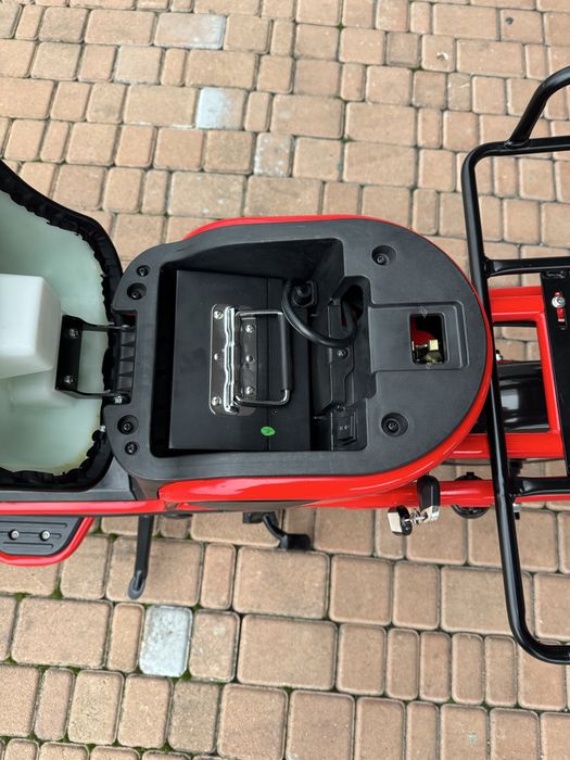 Електроскутер Like.Bike T1 Light (red-black)