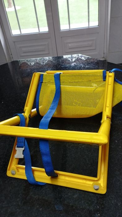 Cadeira de refeição para criança