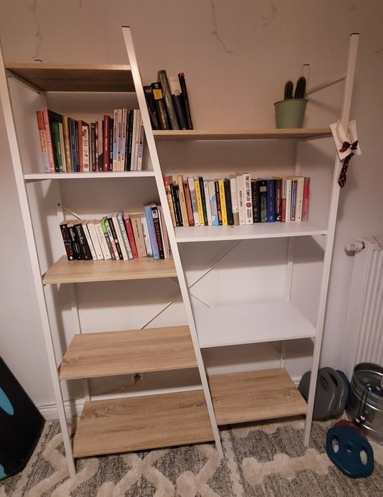 Nieregularny regał na książki wysoki sonoma biel metal