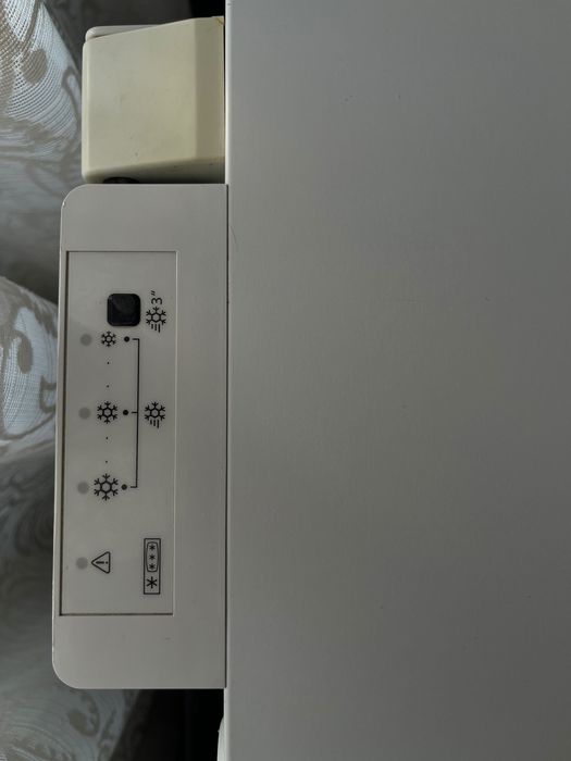 Arca Congeladora Indesit OS 1A 100 97L