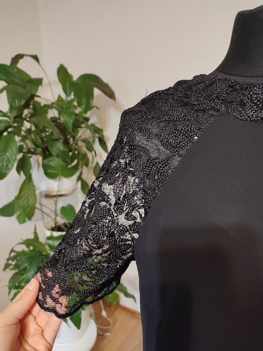 Sukienka czarna wieczorowa