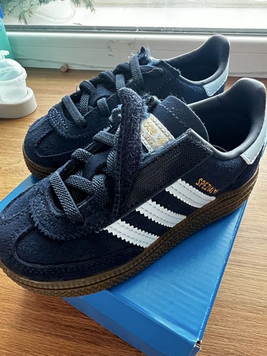 Дитячі кросівки адідас нові!