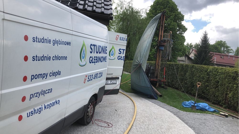 Studnie wiercone głębinowe mała wiertnica