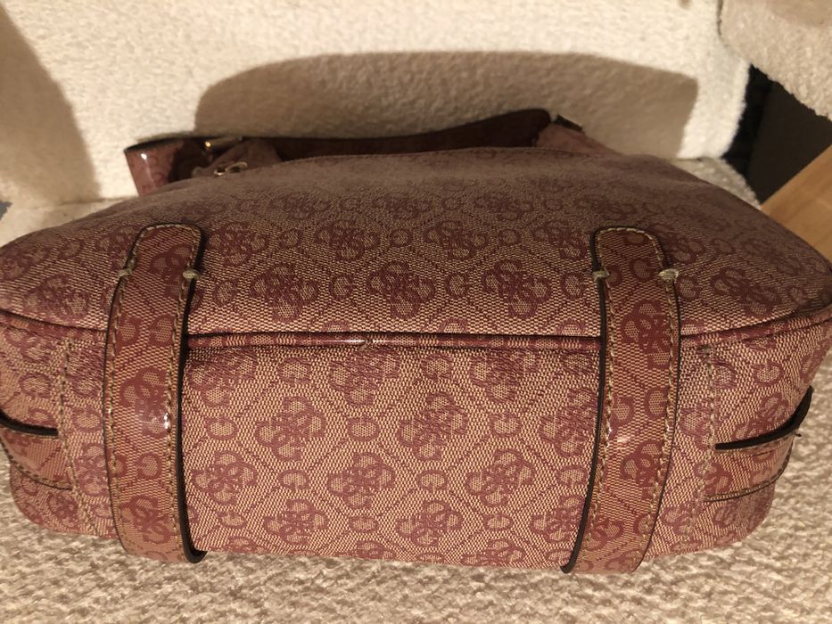 Mala da GUESS & carteira/porta-moedas em bom estado