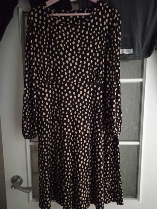 продам сукні великого розміру 54-56 (великий вибір і)