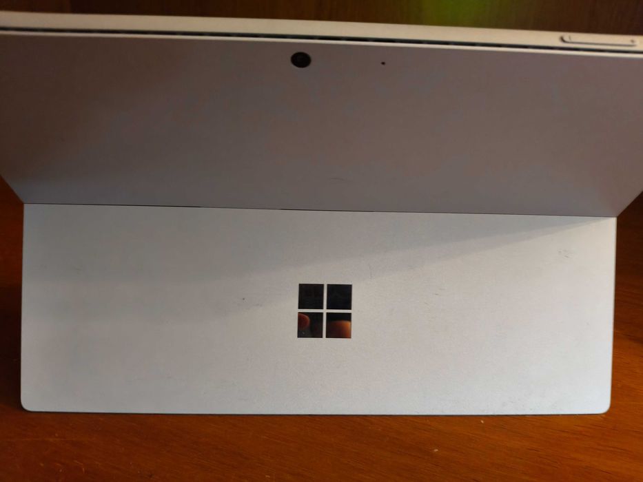 Microsoft Surface 7 pro