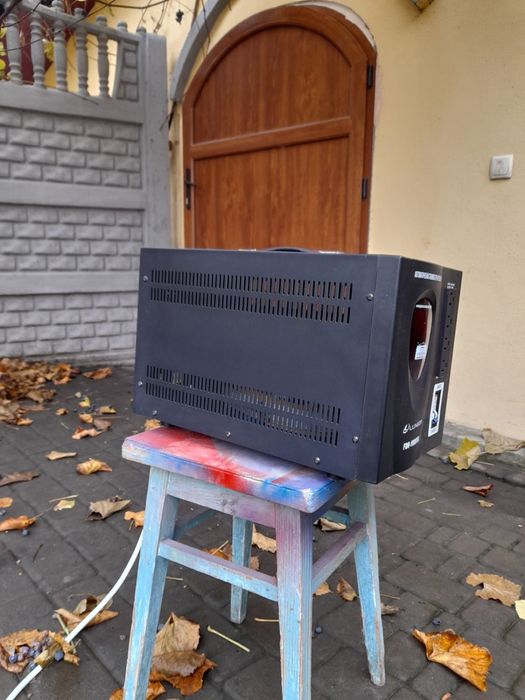 Понижуючий трансформатор 220v на 110v потужність 4 кВ