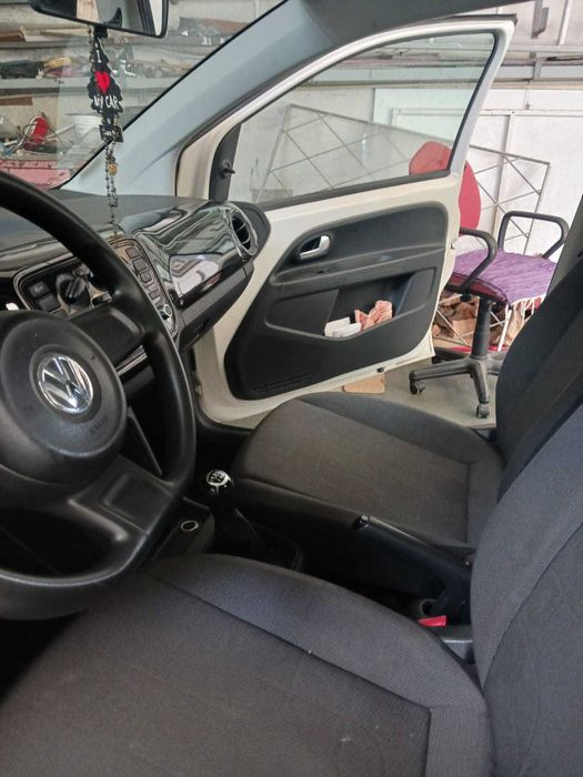 Volkswagen Up! — fotografia 11
