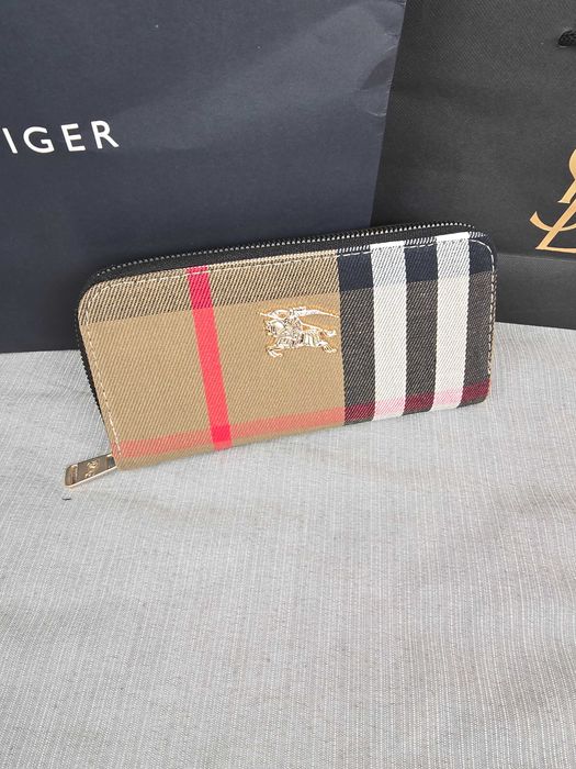 Damski portfel duży Burberry kolory kratka premium