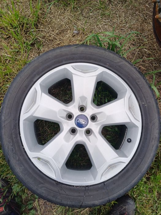 Koła 18 cali z oponami 5x108 ET 52.5