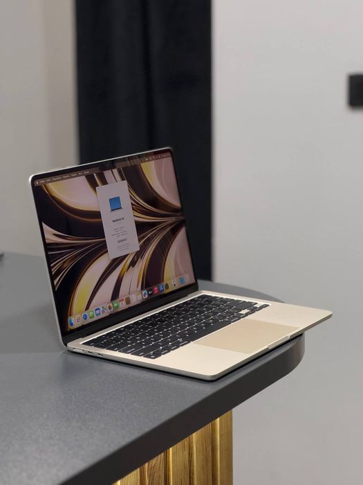 MacBook Air 13.6 Starlight/Silver/Space Gray  M2 8/512GB