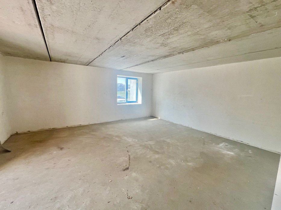 Продається комерційне приміщення. Чортків