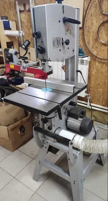 Ленточная пила Makita lb1200f