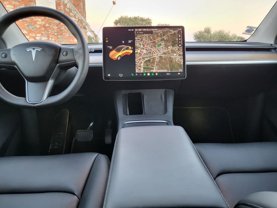 Tesla Model Y Long Range Dual Motor