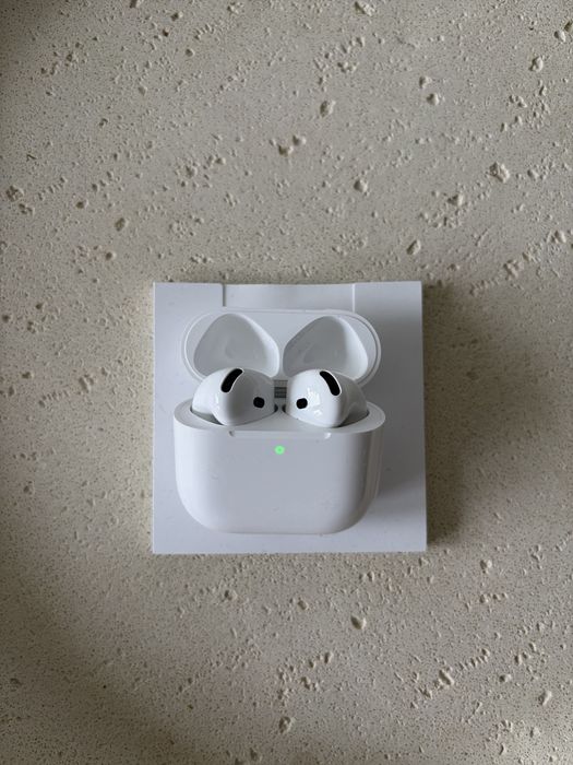 Apple AirPods 4 bezprzewodowe