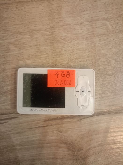 Nowe MP4 4GB w folii