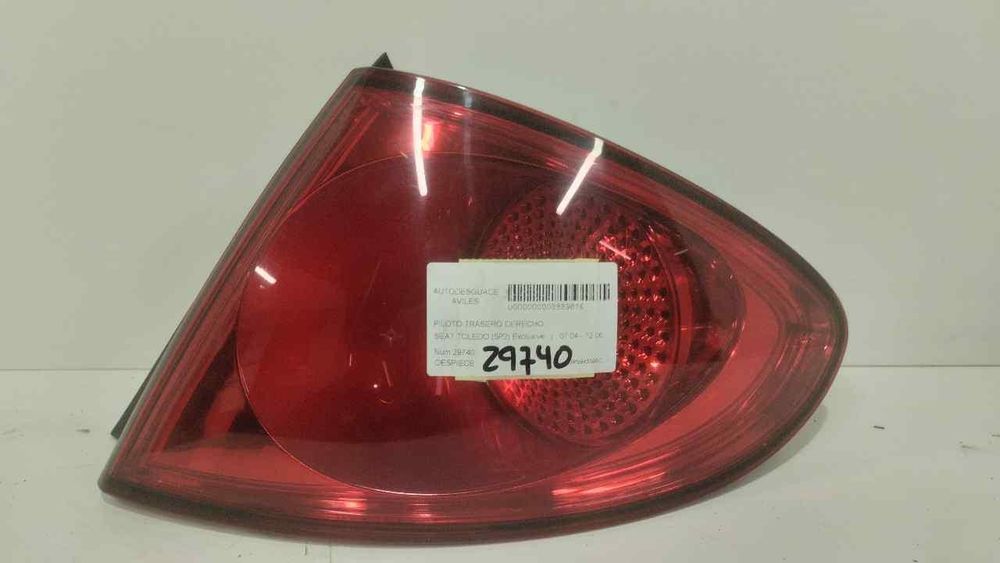 farolim traseiro direito seat toledo 5P2