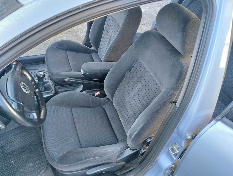 VW Passat 1.9 TDI 90 CV Só Para Peças