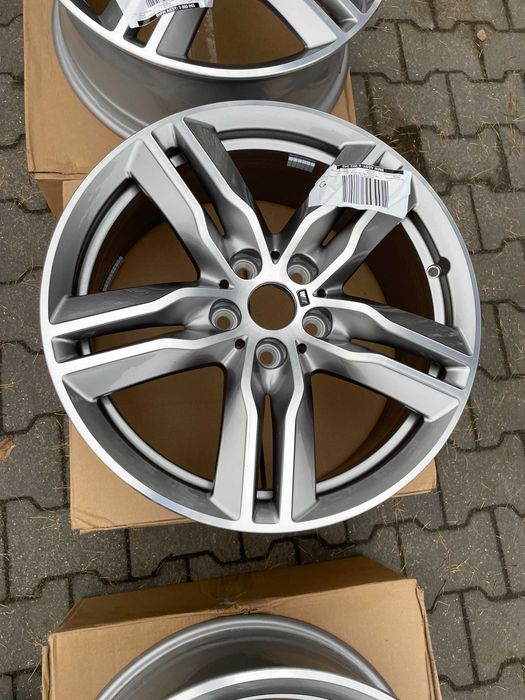 Okazja oryginalne felgi BMW X1 X2 5x112 7,5Jx18 IS51 M pakiet NOWE
