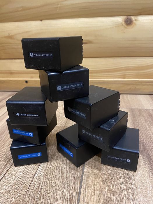 Акумулятор NP-FV100 для відеокамер SONY