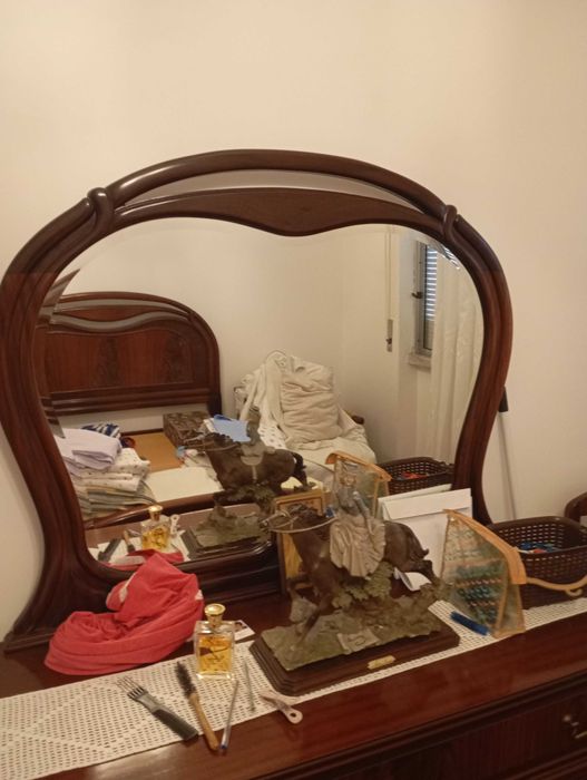 mobilia de quarto de casal como nova para desocupar