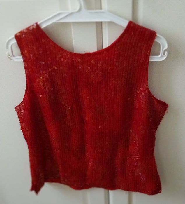Camisa sem mangas em lantejoulas  vermelha