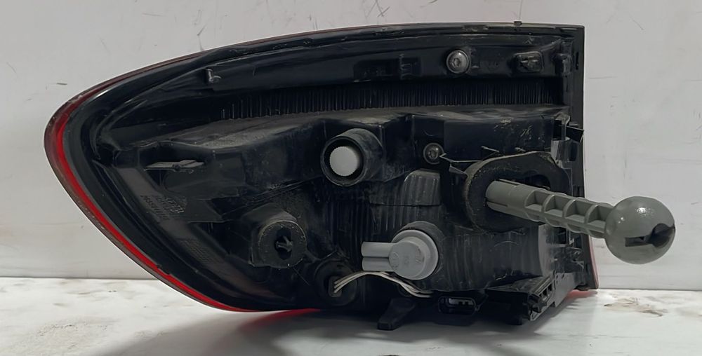 FAROLIM TRASEIRO DIREITO RENAULT CLIO V (BF_) [19-25]