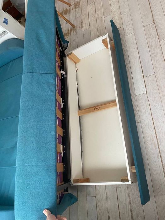 Диван розкладний 1600*2000 самовивіз