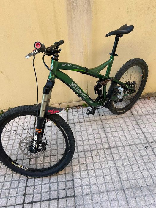 Specialized Enduro - Bicicleta de Montanha Full Suspension - Preparada para Trail/Enduro