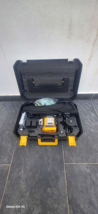Nível laser 16 linhas 2 baterias + tripé 3D Autonivelante NOVO pladur ladrilho teto pedreiro construção 360 3D