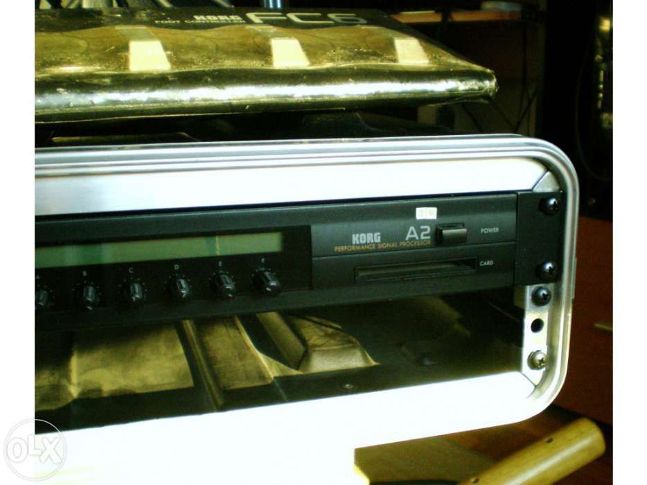 Korg A2 - processador/rack de efeitos para guitarra
