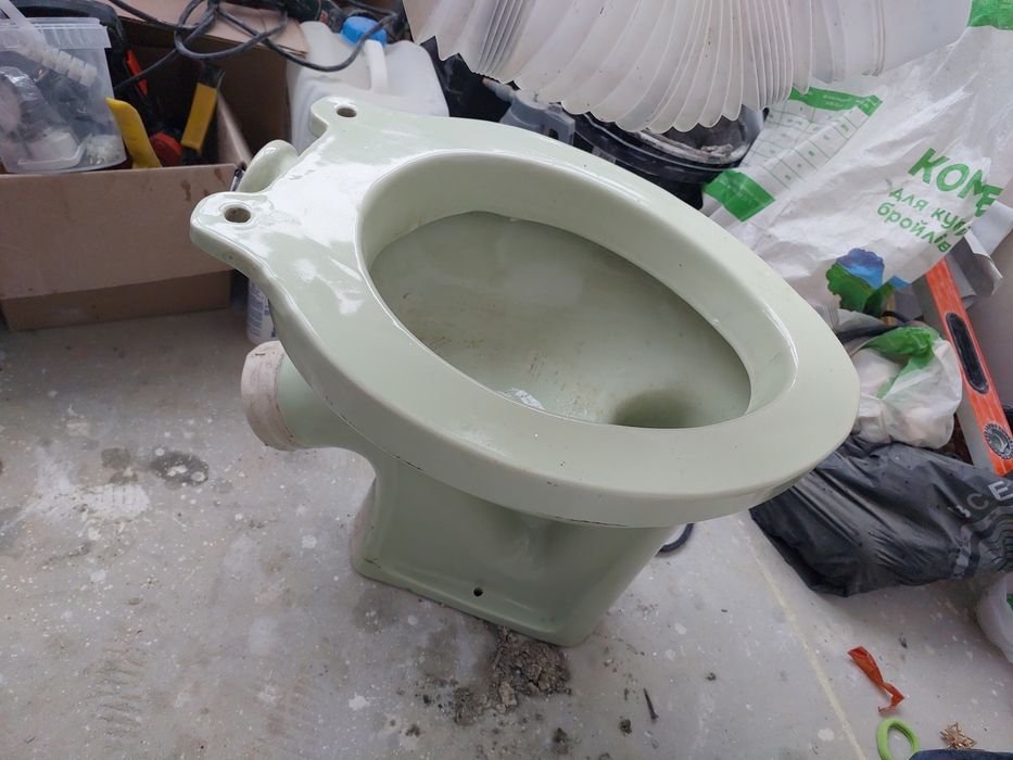 Туалет будівельний