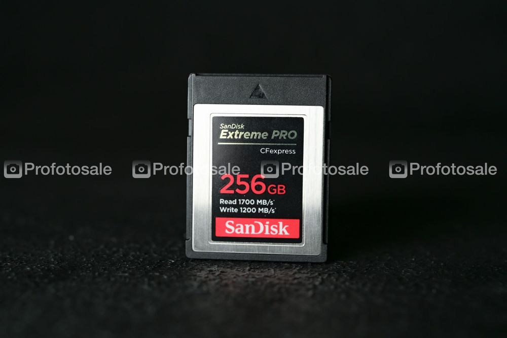 Карта памʼяті CF Express B Sandisk Extreme Pro 1700 Mb/s 256 Gb