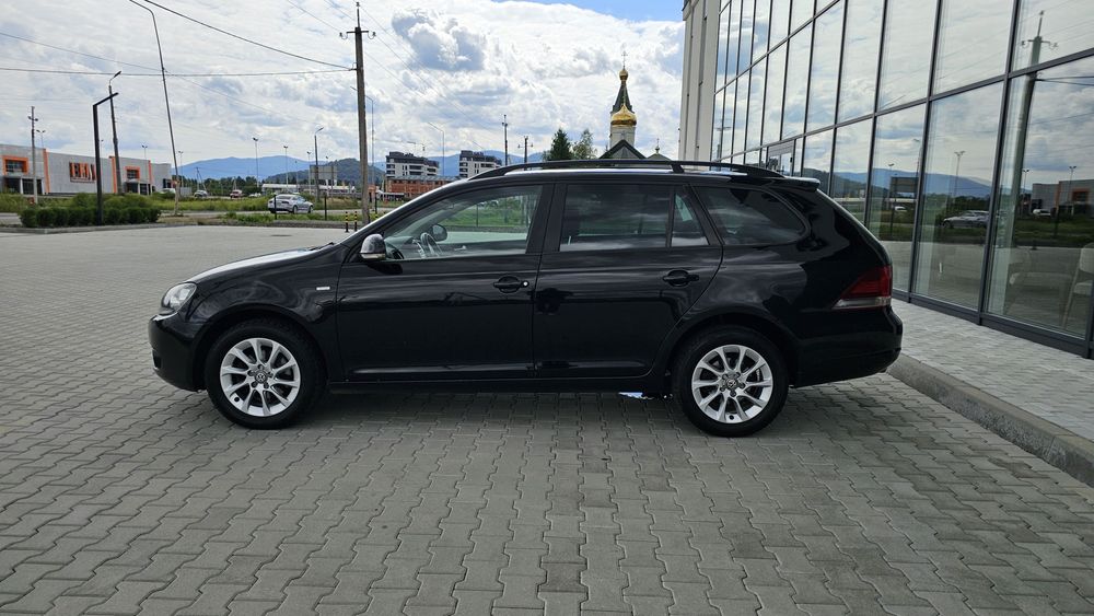 Продам Volkswagen Golf VI,  1.6 tdi, MATCH