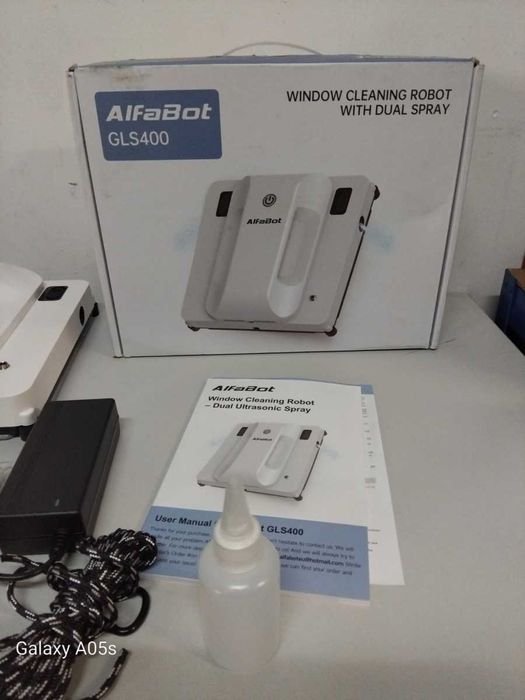 Inteligentny Robot myjka do mycia okien szyb glazury AlfaBot GLS400
