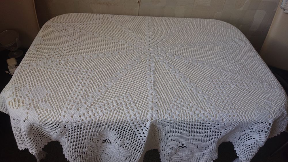 Шикарная белоснежная скатерть вязаная крючком хлопок 170#160см