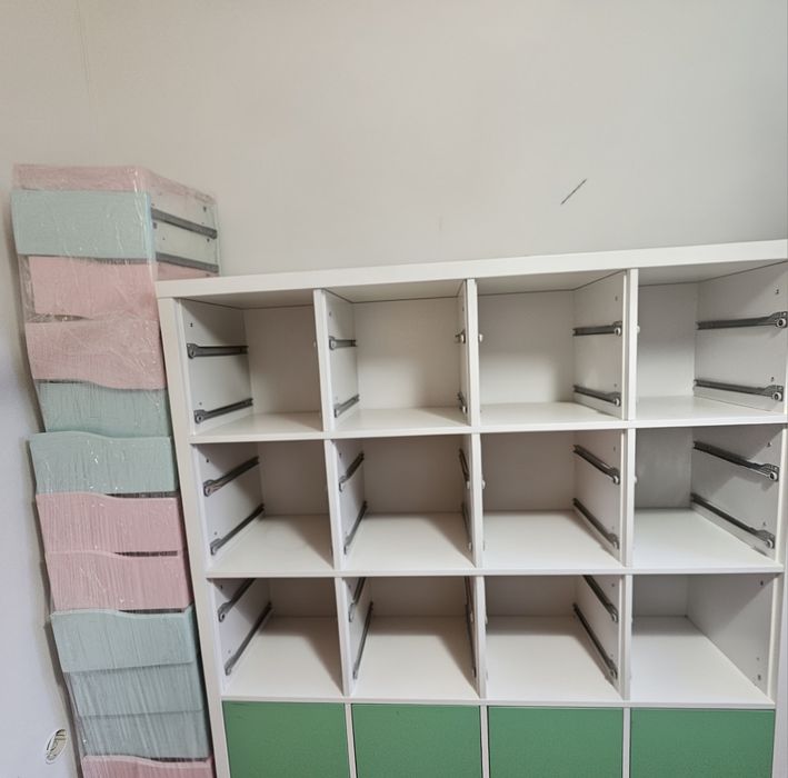 Kallax biały 4x4 z szufladami