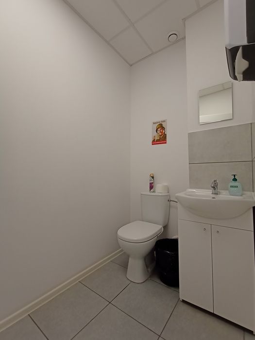 Lokale biurowe, Kamienna Góra, centrum, parking