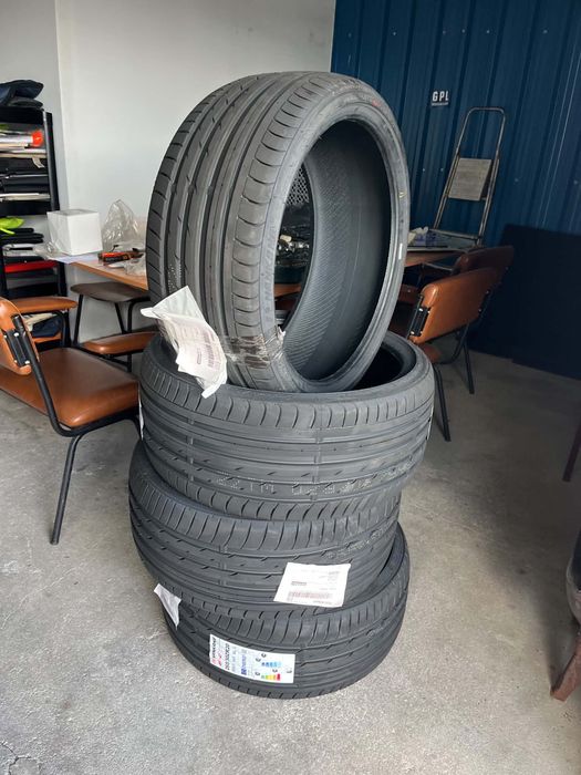 Pneus novos jante 20’’ 265/30