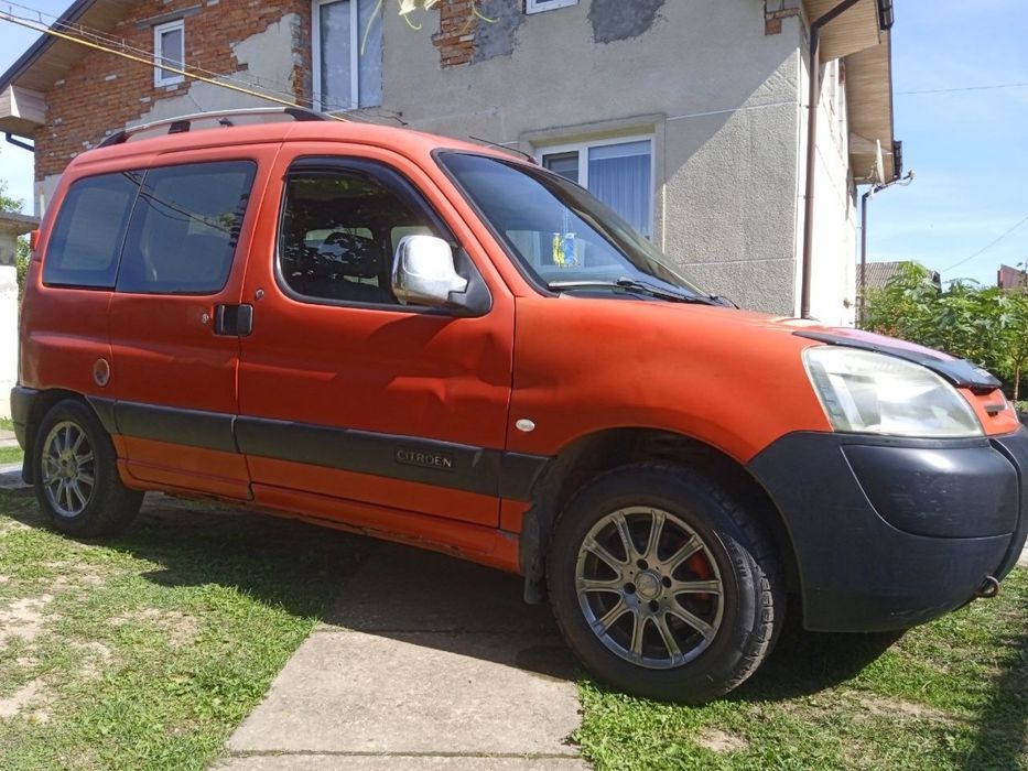 Авто Citroen Berlingo