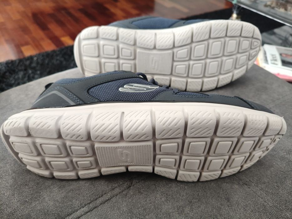 Sapatilhas Skechers Slip -Ins Homem Tam 44