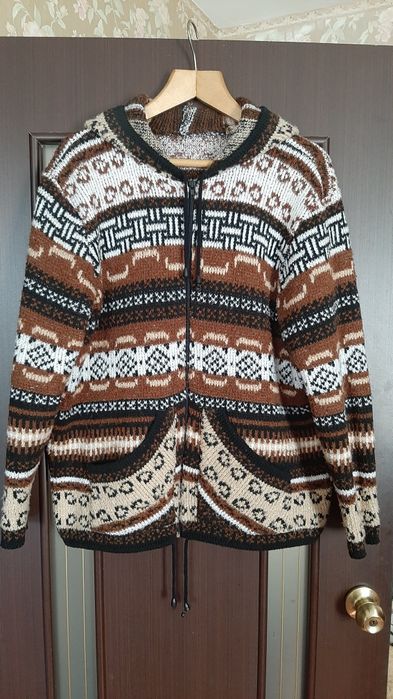 Кофта  женская .