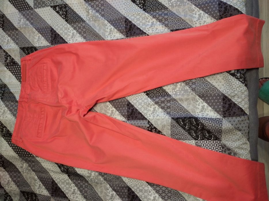 Spodnie damskie koralowe7/8 rozm. 36 Monnari