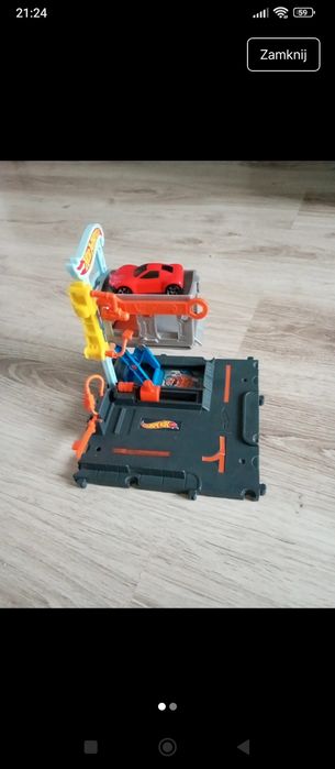 Winda stacja benzynowa hoot weels