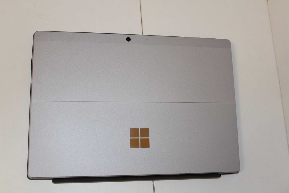 Microsoft Surface Pro 7+ LTE Intel i5-1135G7 12.3" IPS 16/256GB