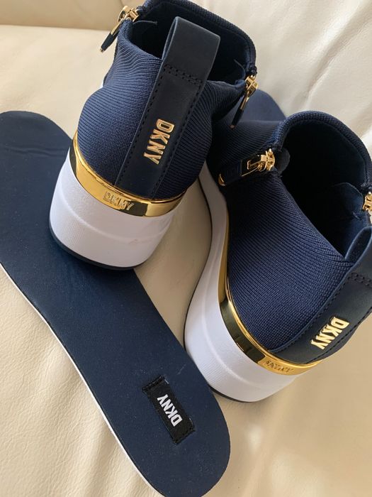 DKNY buty sneakersy koturn 42