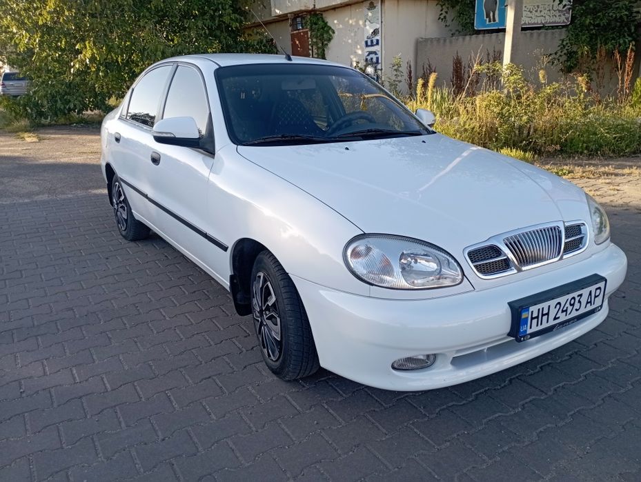 Продам Ланос на автомате