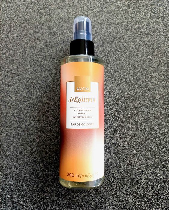 Woda kolońska Delightful/ mgiełka do ciała dla niej 200ml