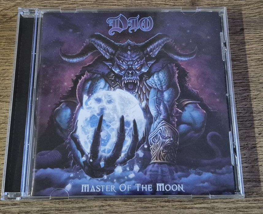 Dio - Master Of The Moon