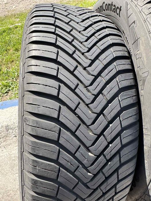 Всесезонні шини CONTINENTAL 205/55 R16